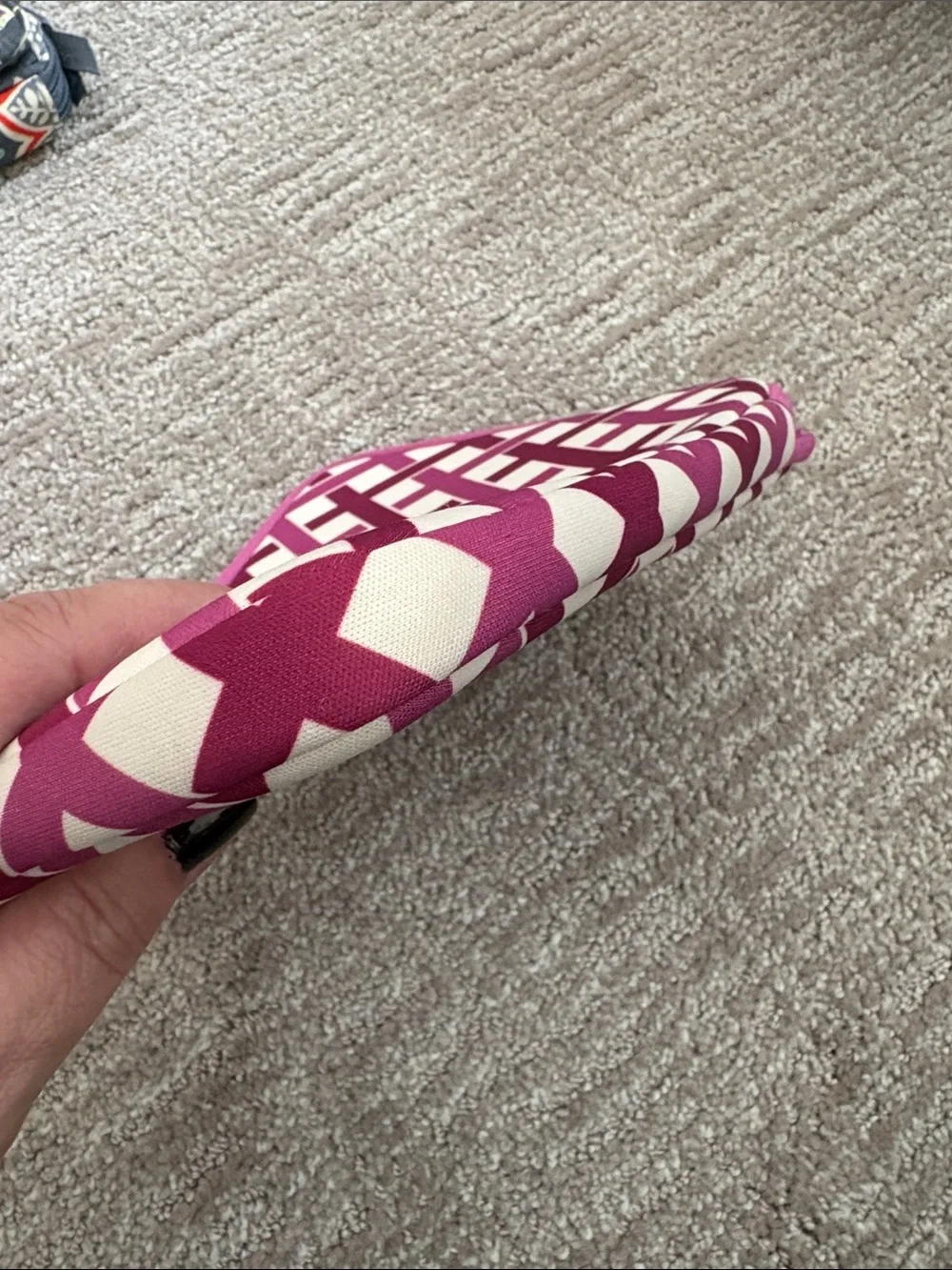 Vera Bradley Fuchsia & Magenta Lattice Tablet Sleeve